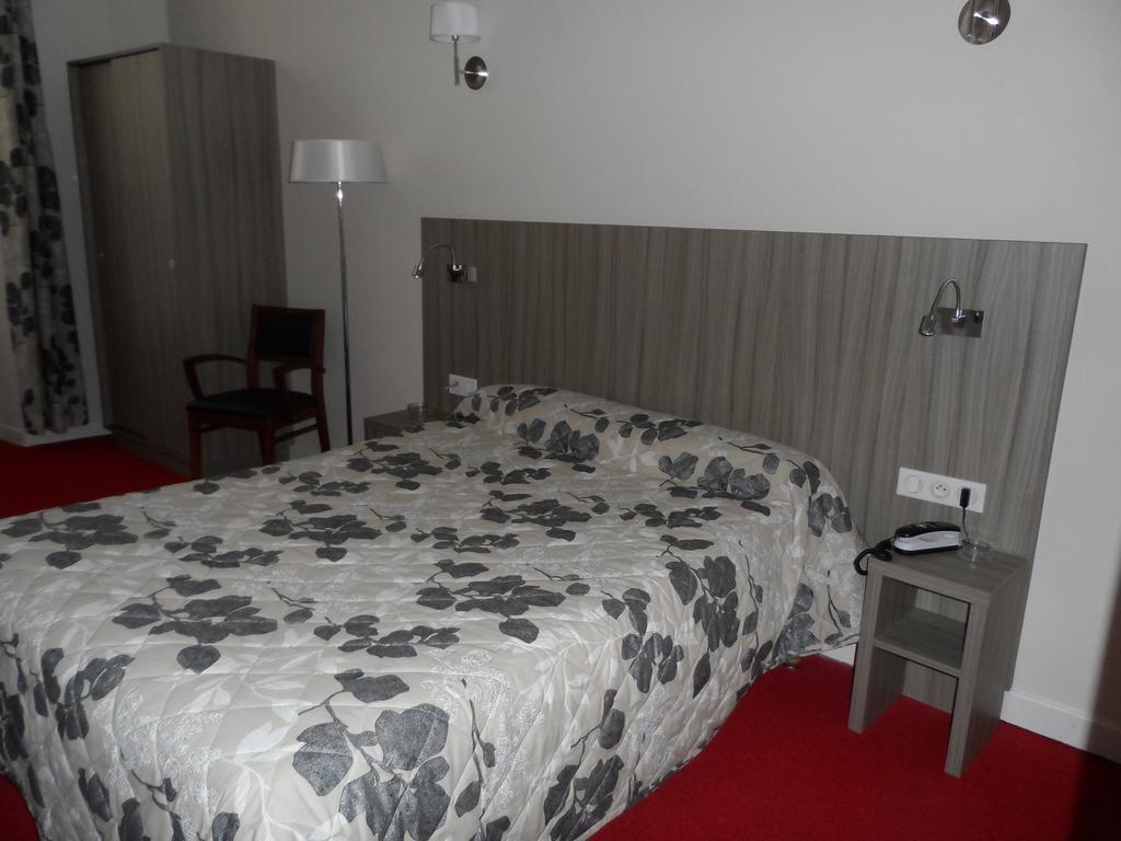 Touring Hotel Grenoble Bilik gambar